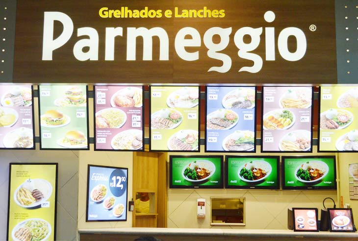 Franquia Parmeggio Grelhados E Lanches - R$ 200 mil. Veja 2 fotos!